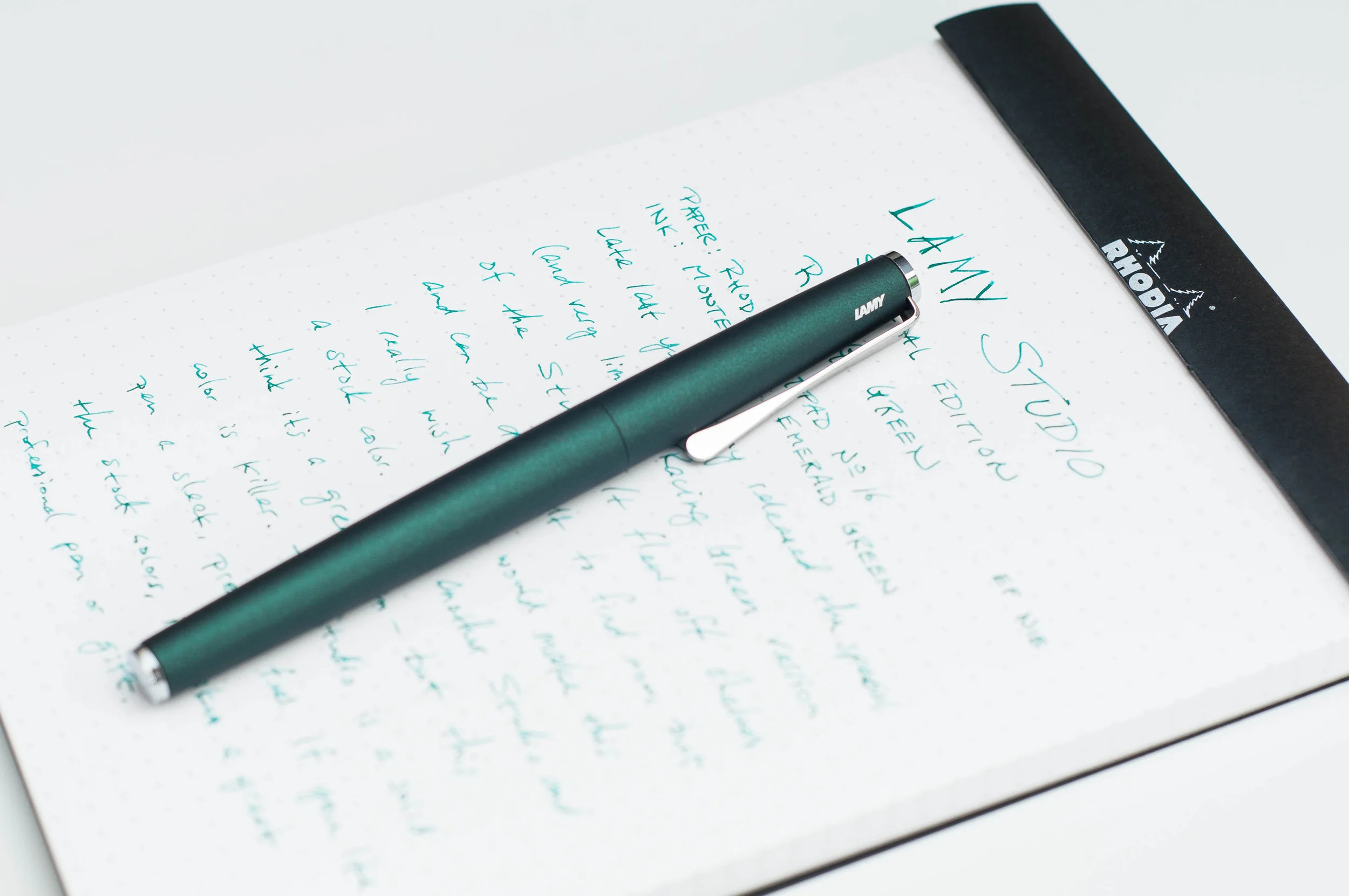 【限定色】LAMY ラミー Studio レーシンググリーン Lamy Studio Racing Green Fountain Pen Review — The Pen Addict